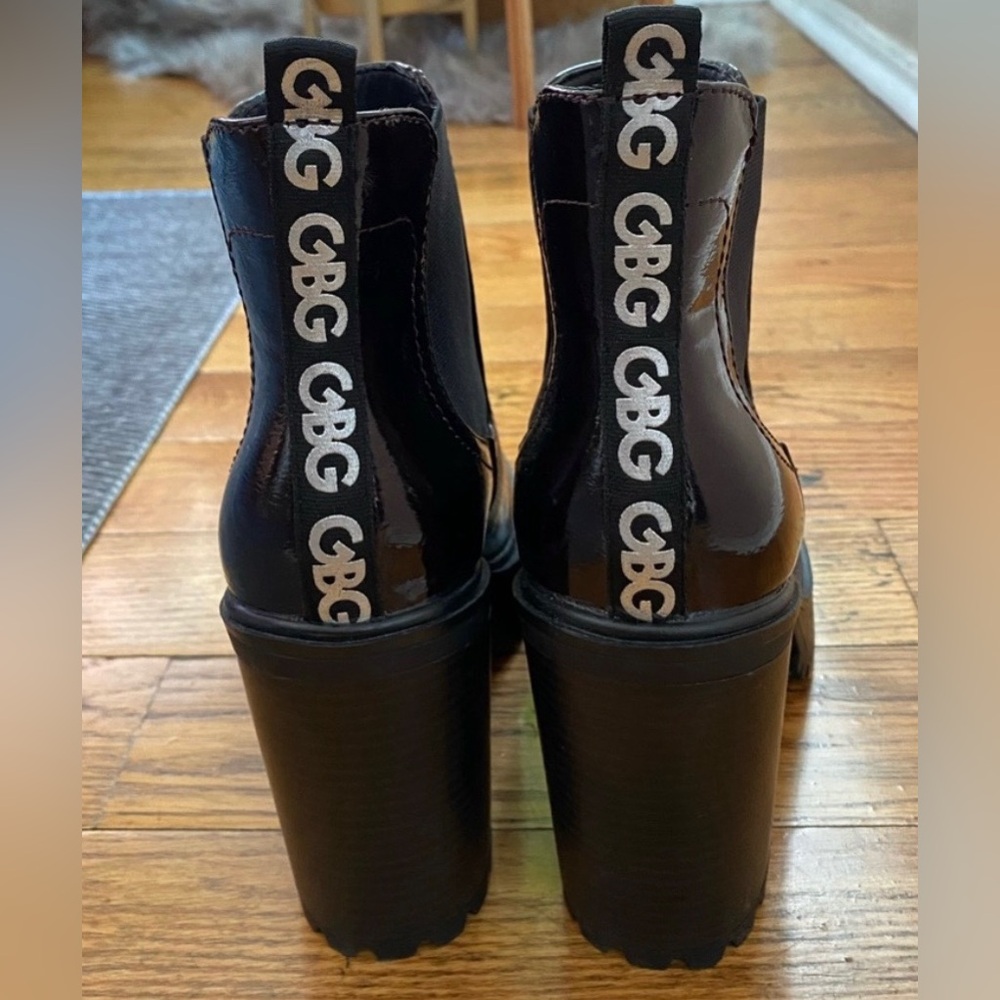 GBG Women's gorgeous Platform Boots